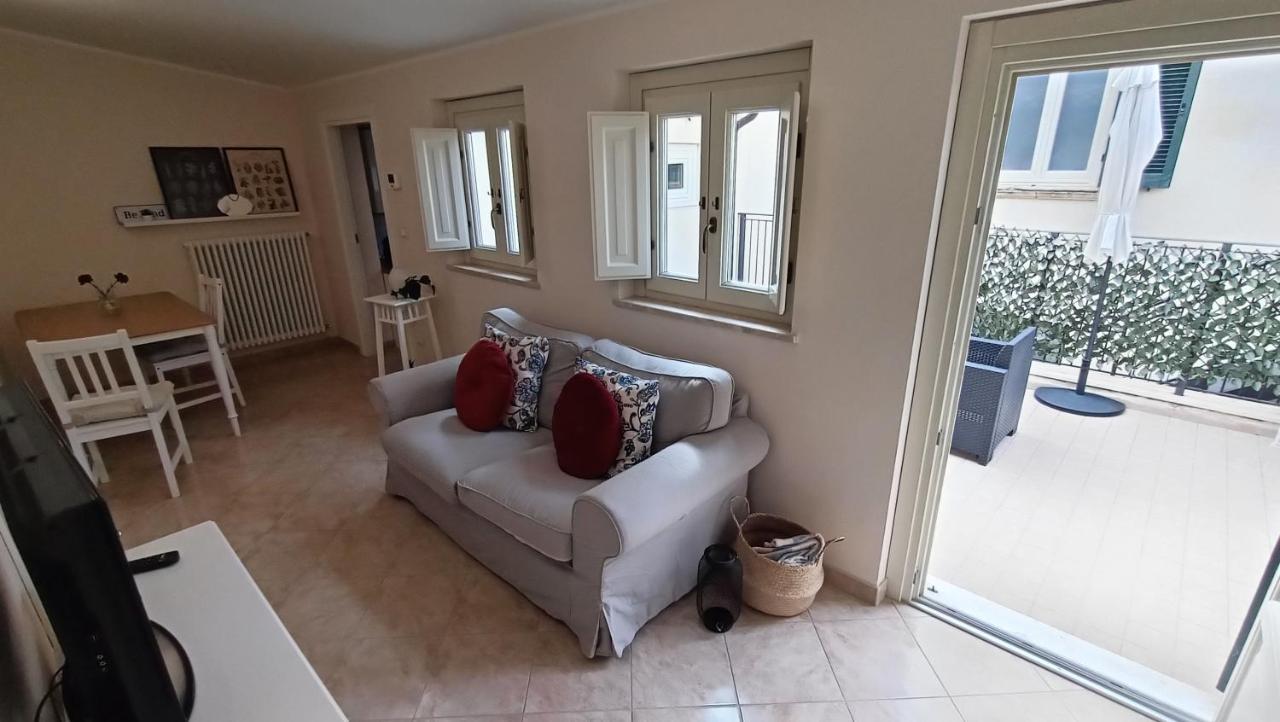 Cozy House Con Corte Privata In Centro Storico Aq L'Aquila Bagian luar foto