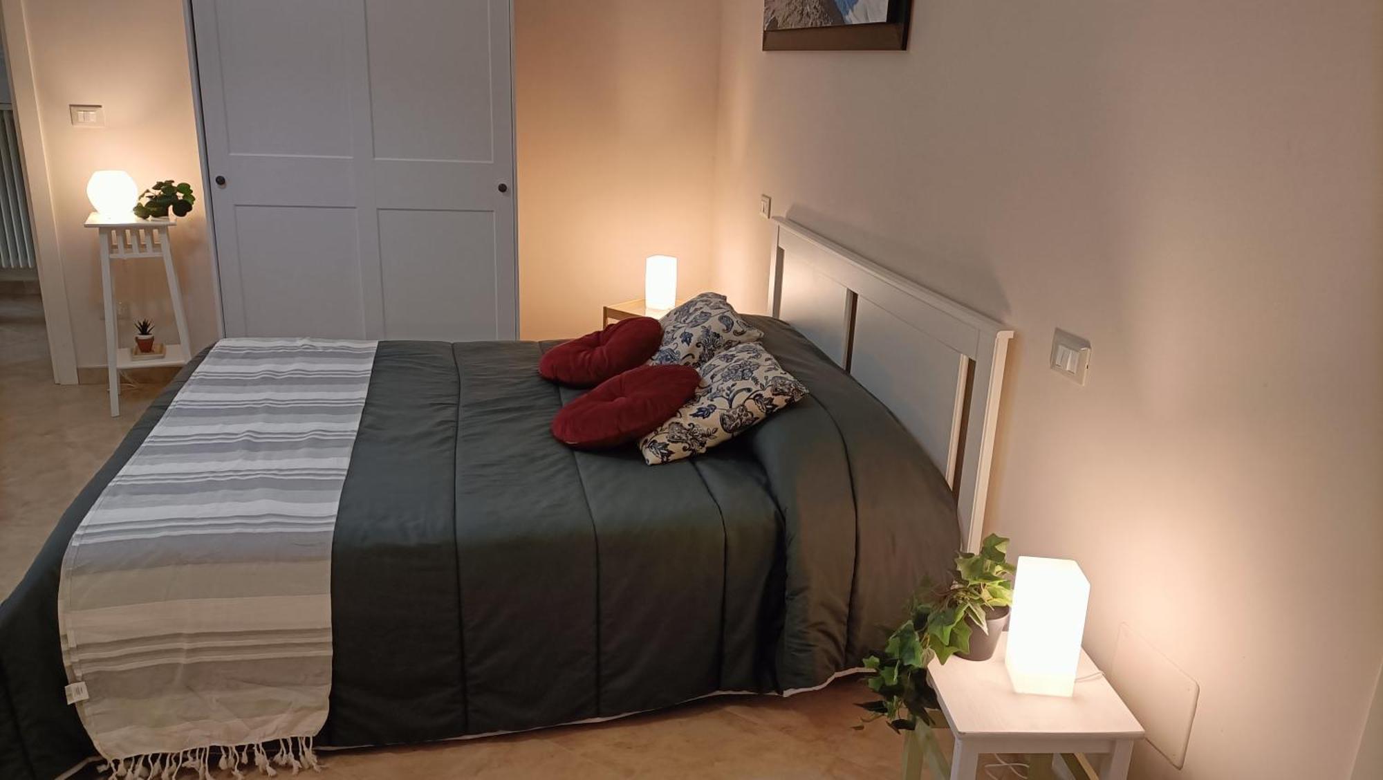 Cozy House Con Corte Privata In Centro Storico Aq L'Aquila Bagian luar foto